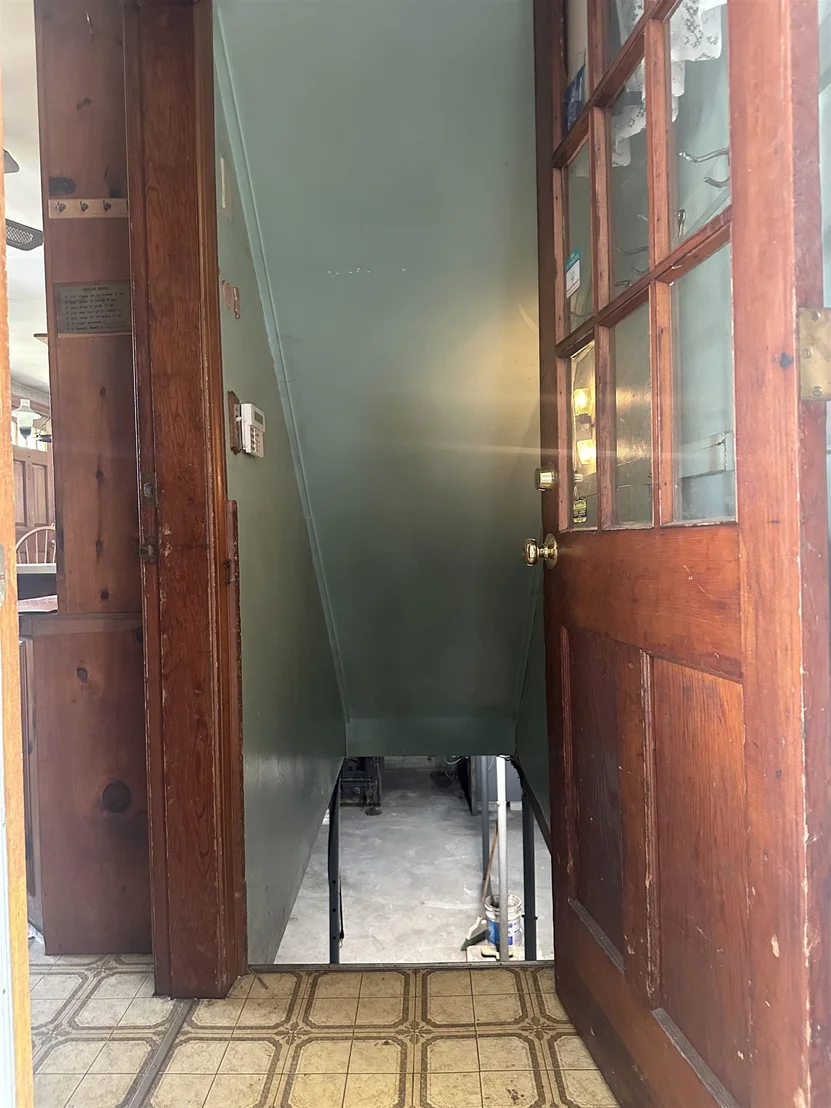Photo of 1188 Valley