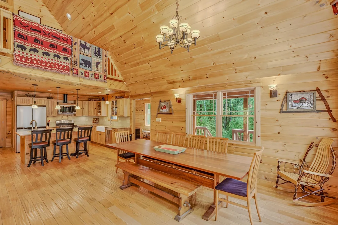 Photo of 1560 Cherry Valley