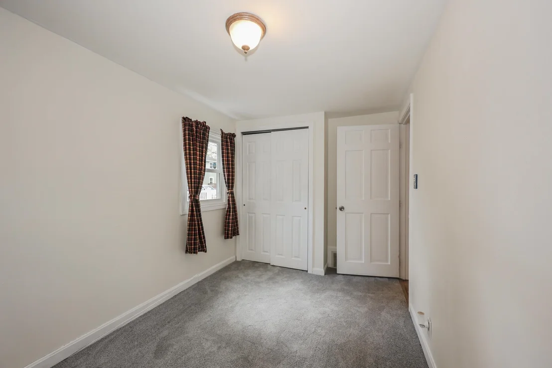 Photo of 9 Riverside