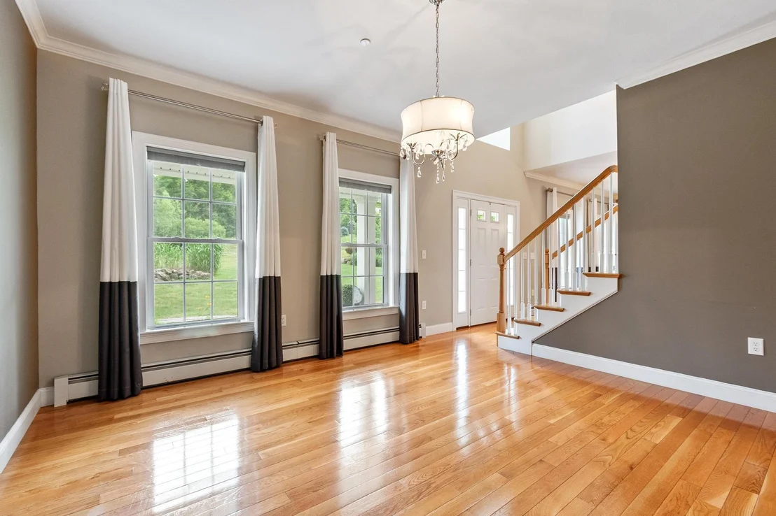 Photo of 62 Monadnock