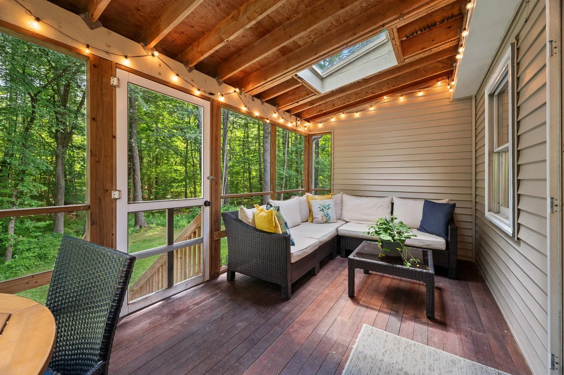 Photo of 8 Pine Grove