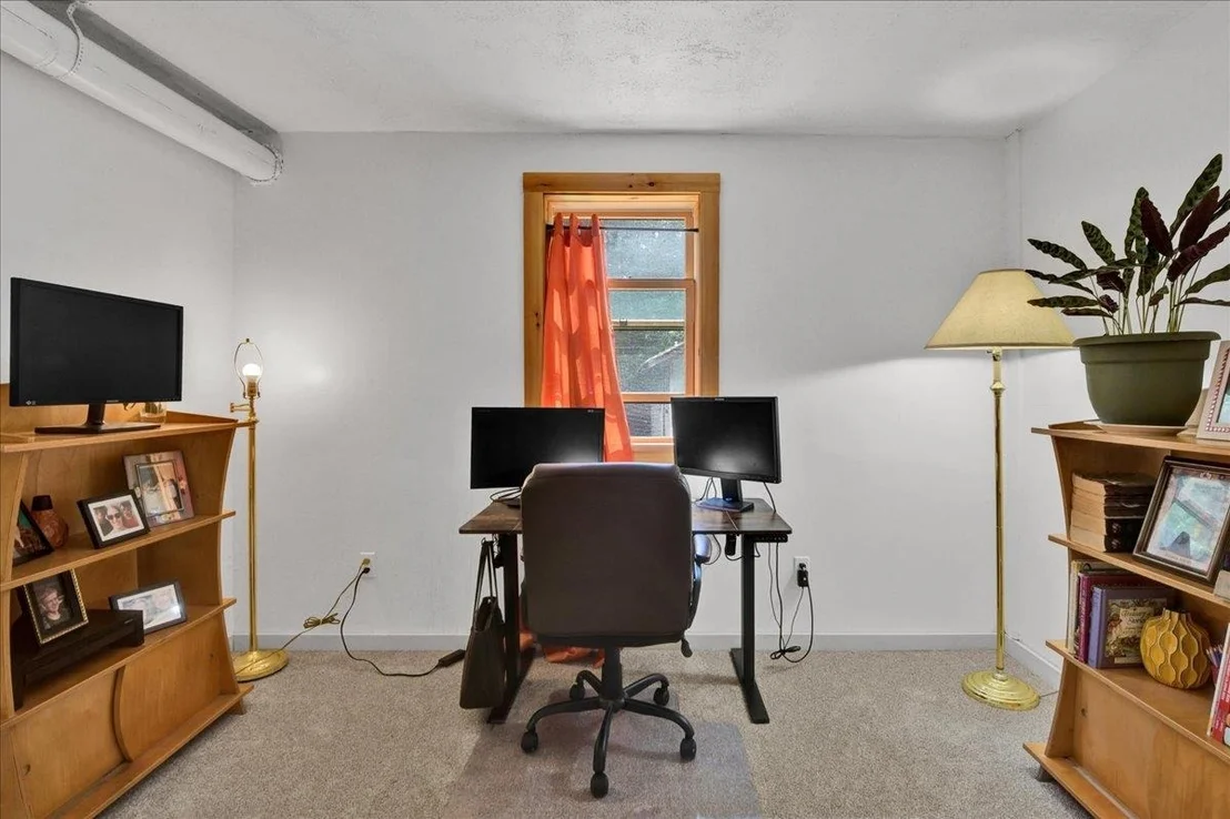 Photo of 929 Codding Hollow