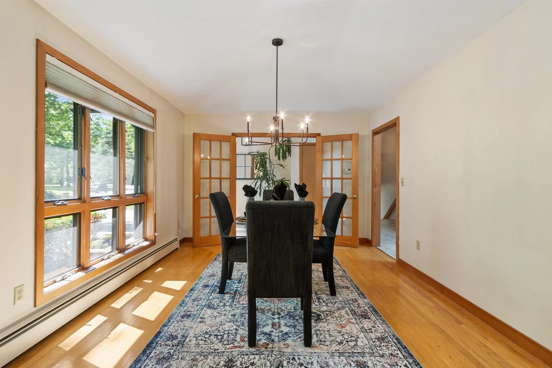 Photo of 6 Weston