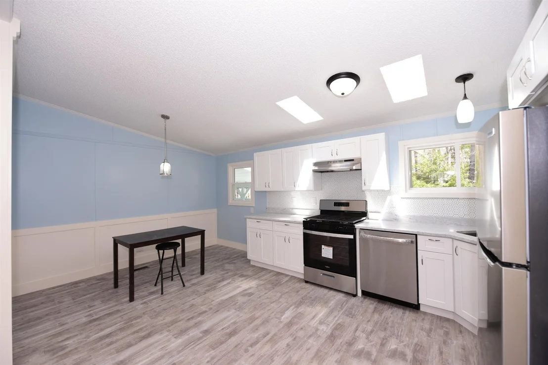 Photo of 74 Lamplighter