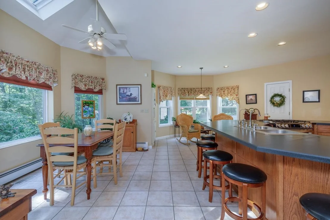 Photo of 14 Fieldstone