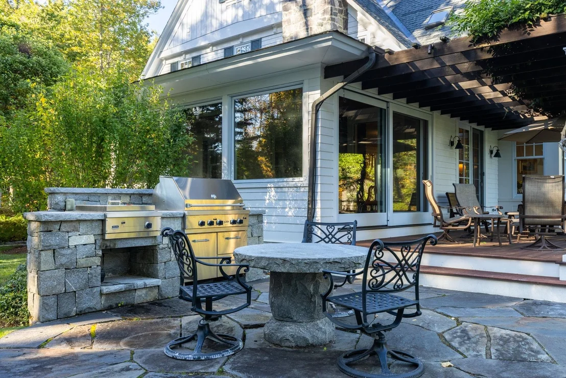 Photo of 24 WISTERIA