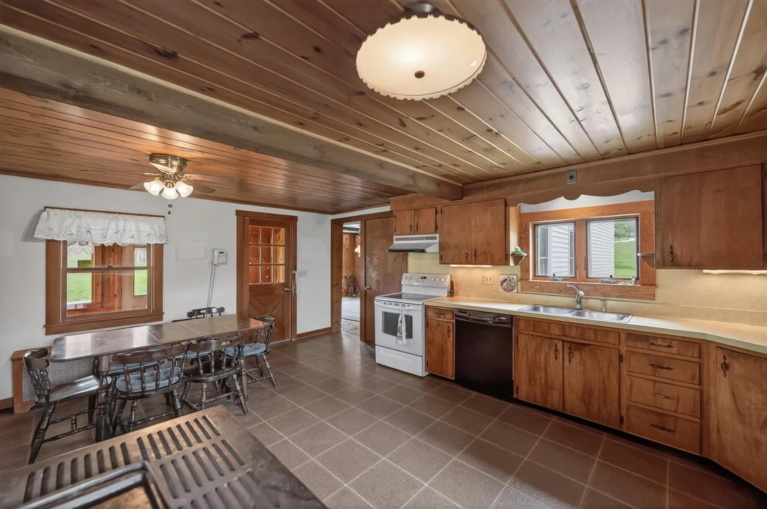Photo of 2245 Burrington Hill