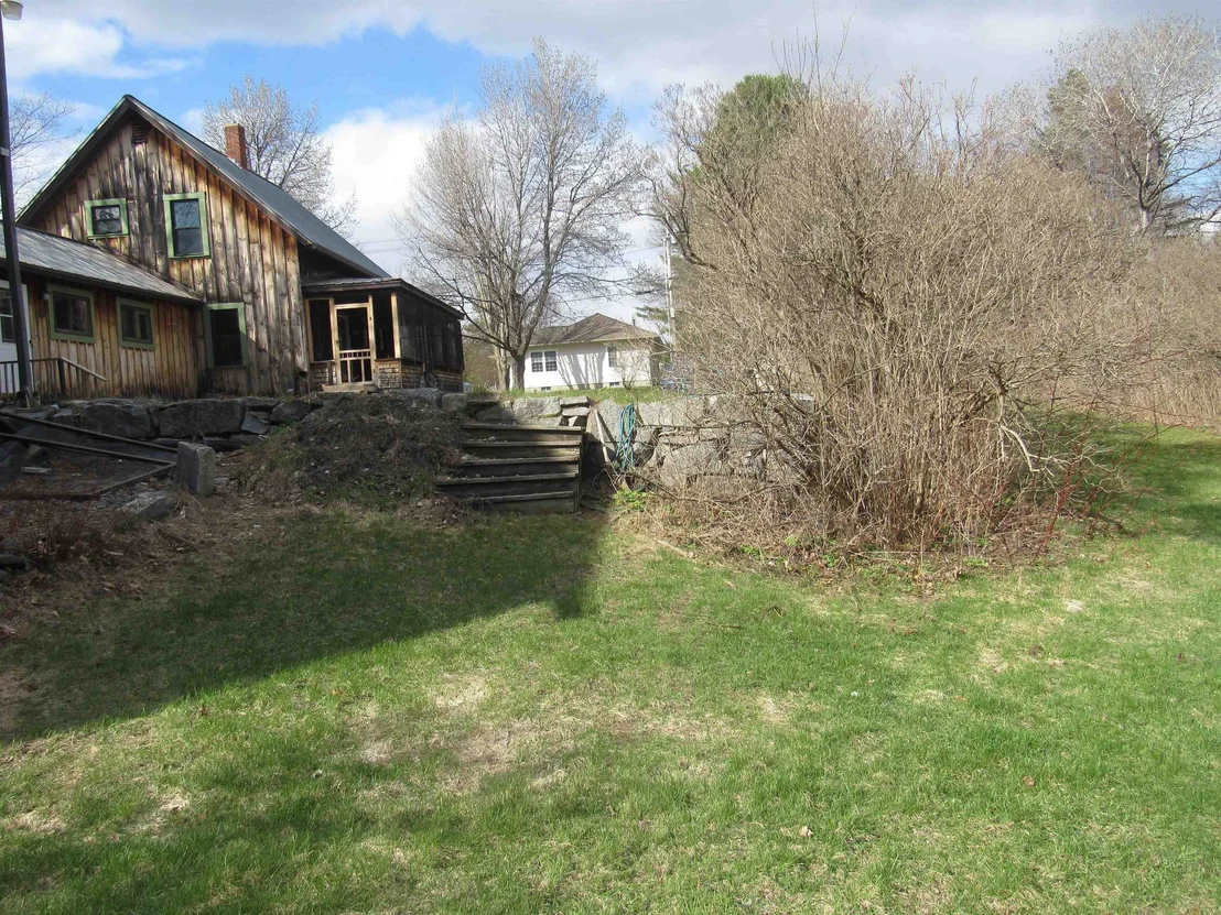 Photo of 701 Bluff