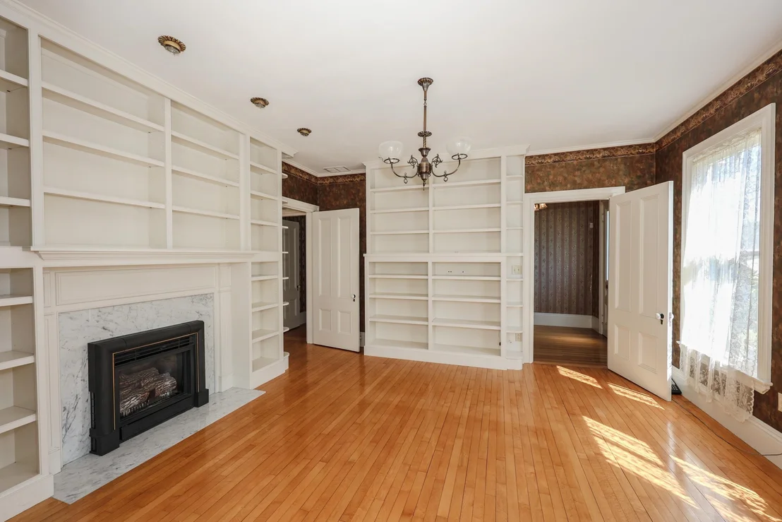 Photo of Unit 3 at 34 Post