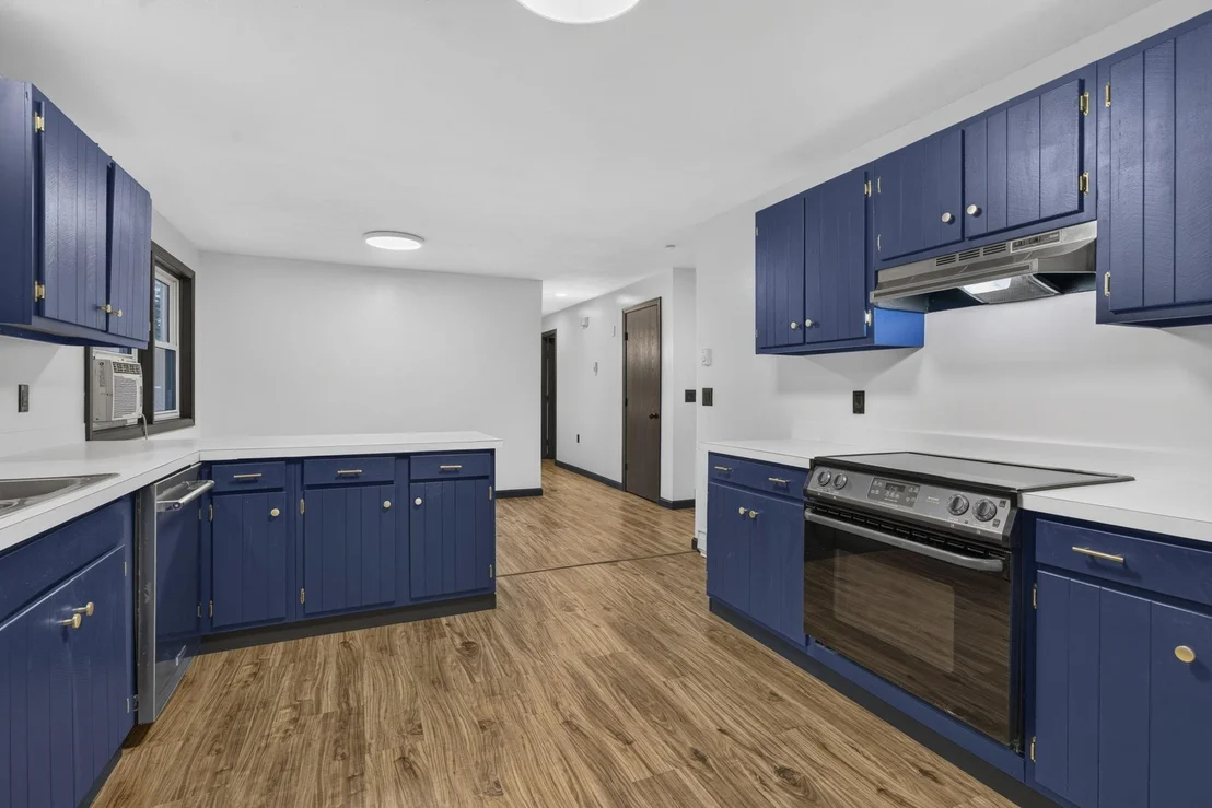 Photo of 7 Danforth