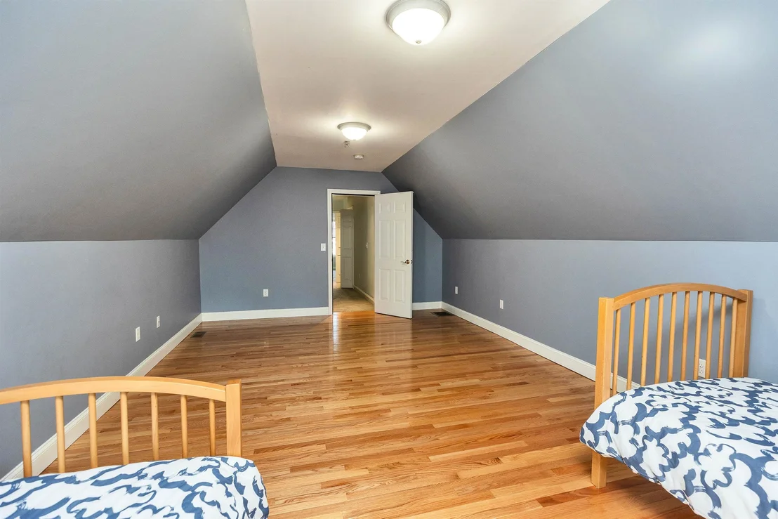 Photo of 20 Robbe Farm