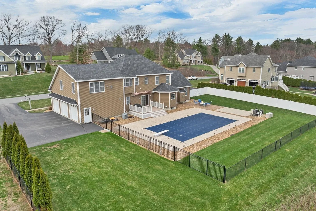 Photo of 26 Lamplighter