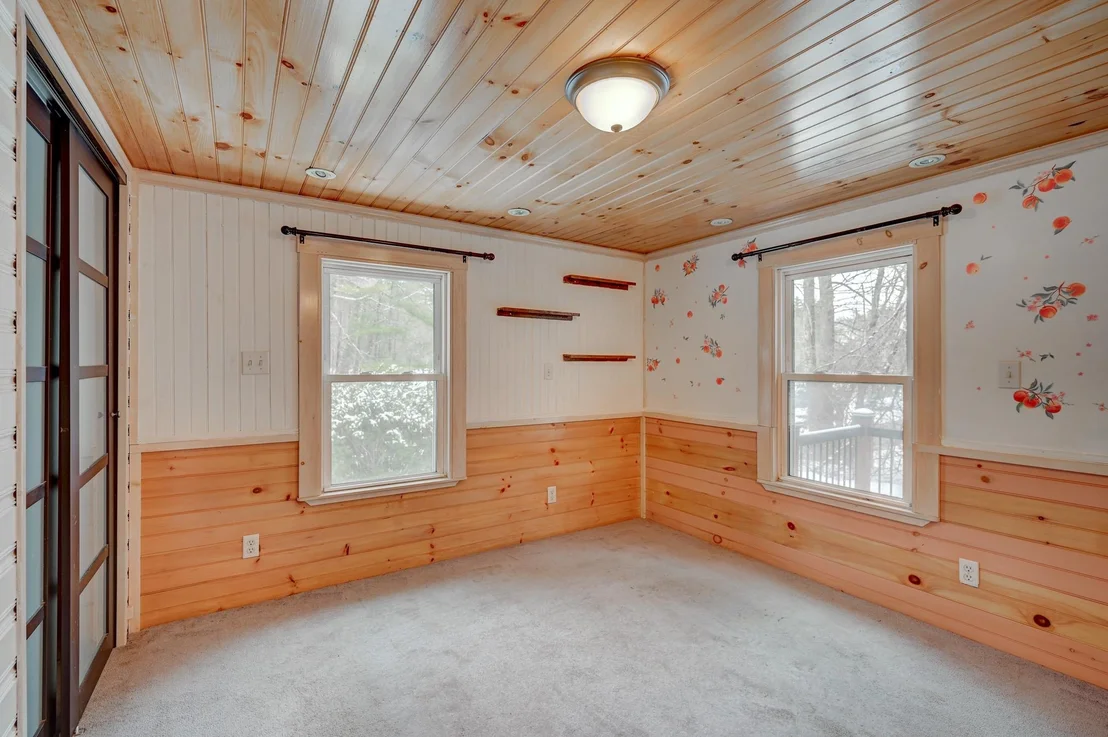 Photo of 331 Lamplighter