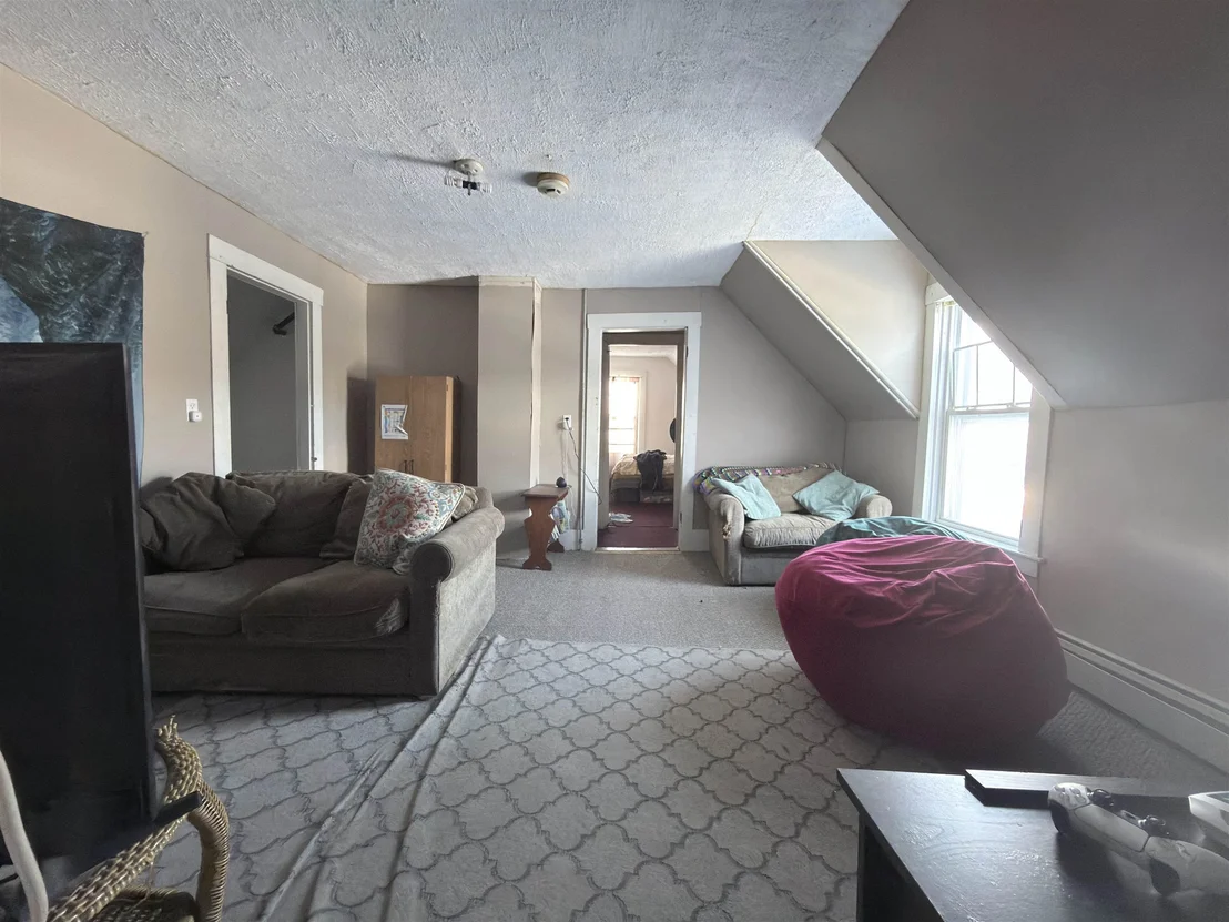 Photo of 1417 Main