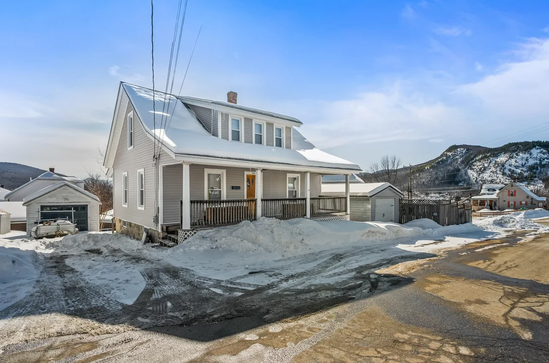 Photo of 66 Spruce