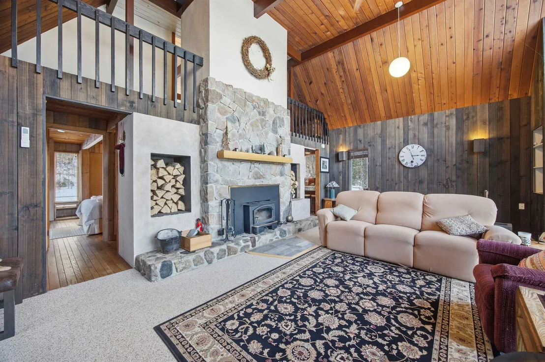 Photo of 70 Spring Hill