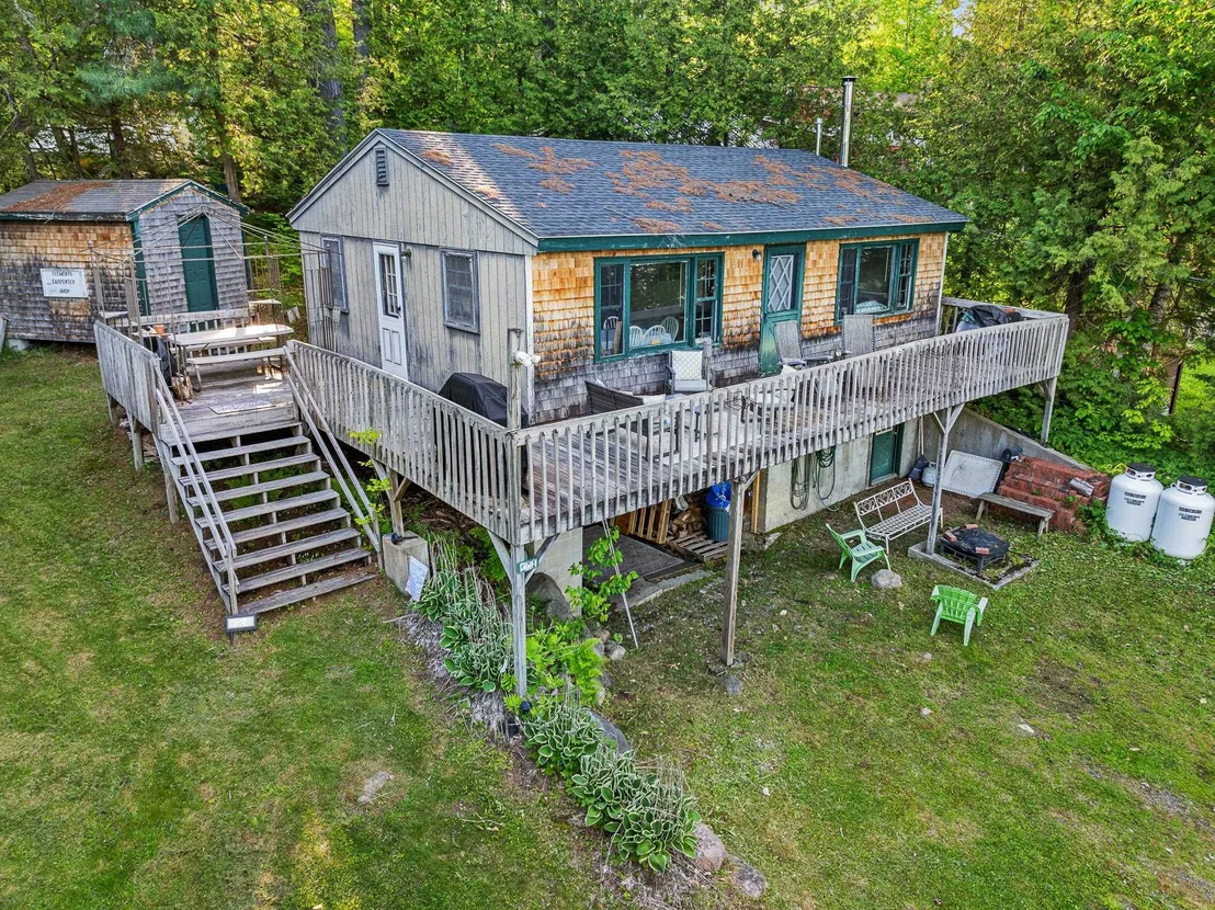 Photo of 281 Cedar Pond
