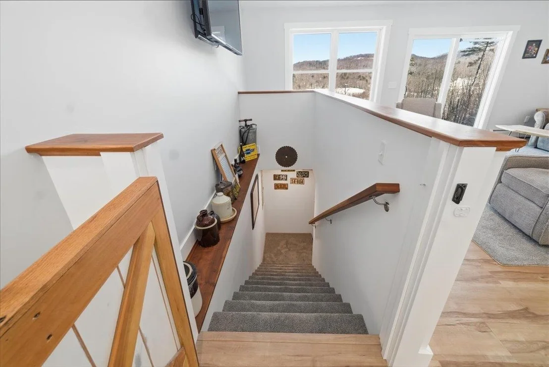 Photo of 1074 Williamson