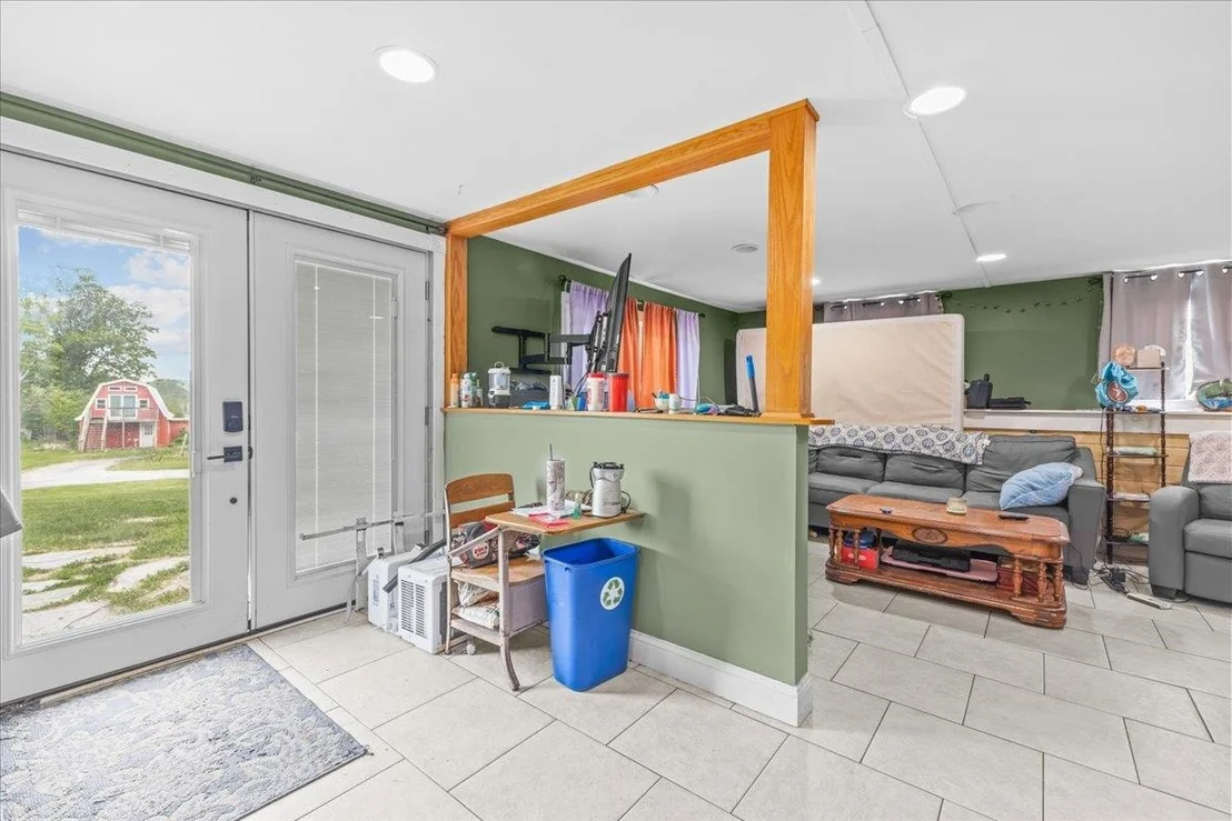 Photo of 413 Hibbard