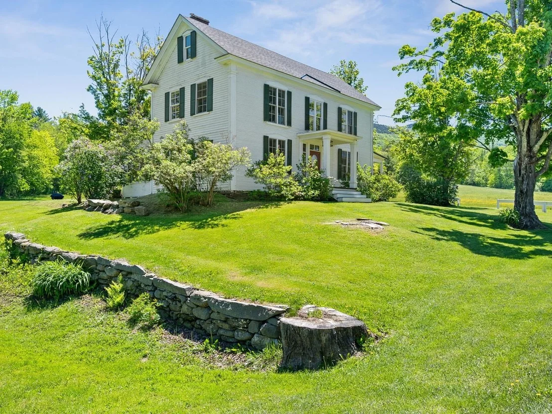 Photo of 609 Common