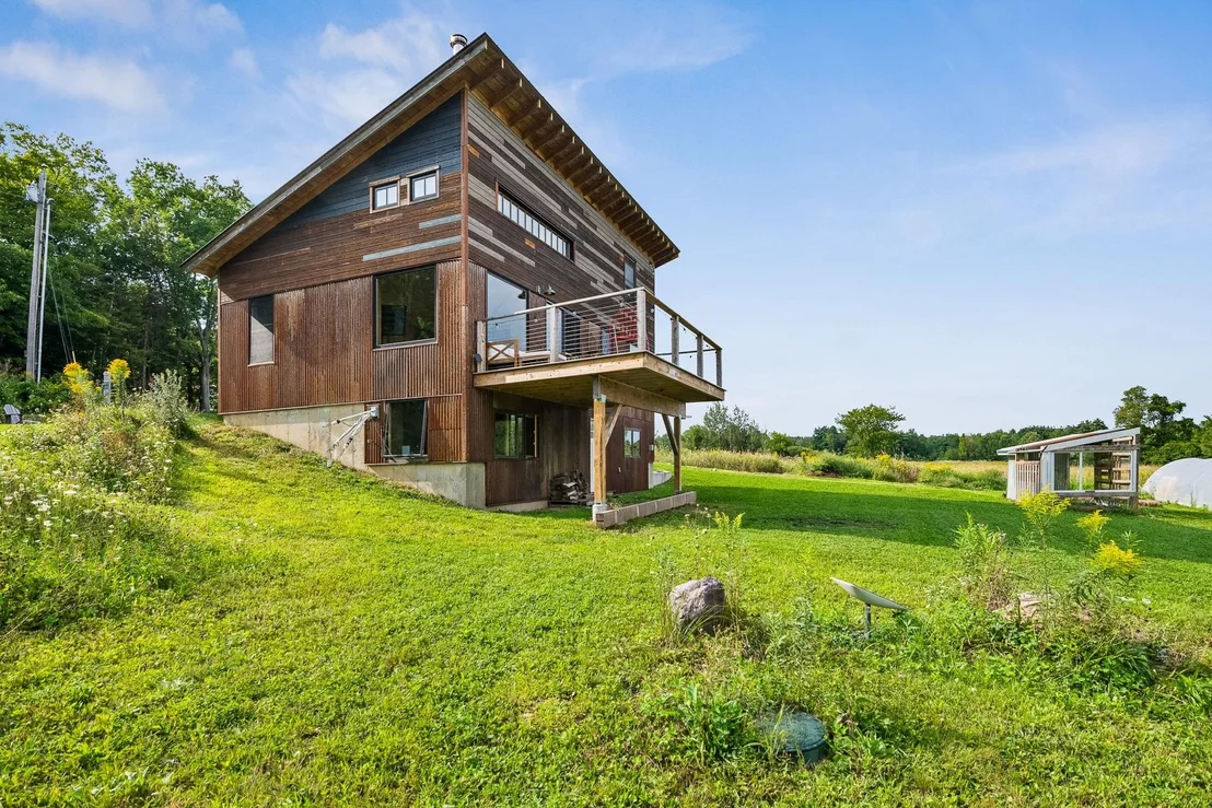 Photo of 2944 Shellhouse Mountain