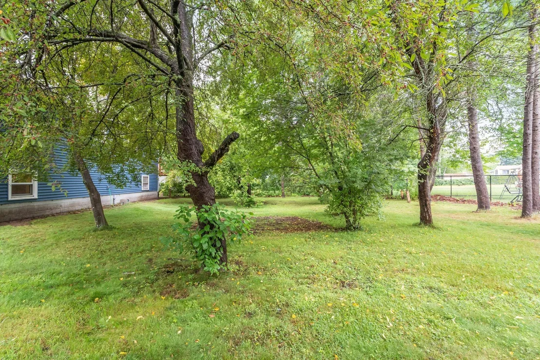 Photo of 18 Williams