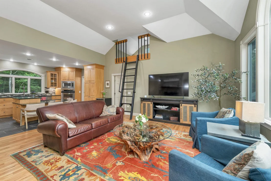 Photo of 24 Birch Ledge
