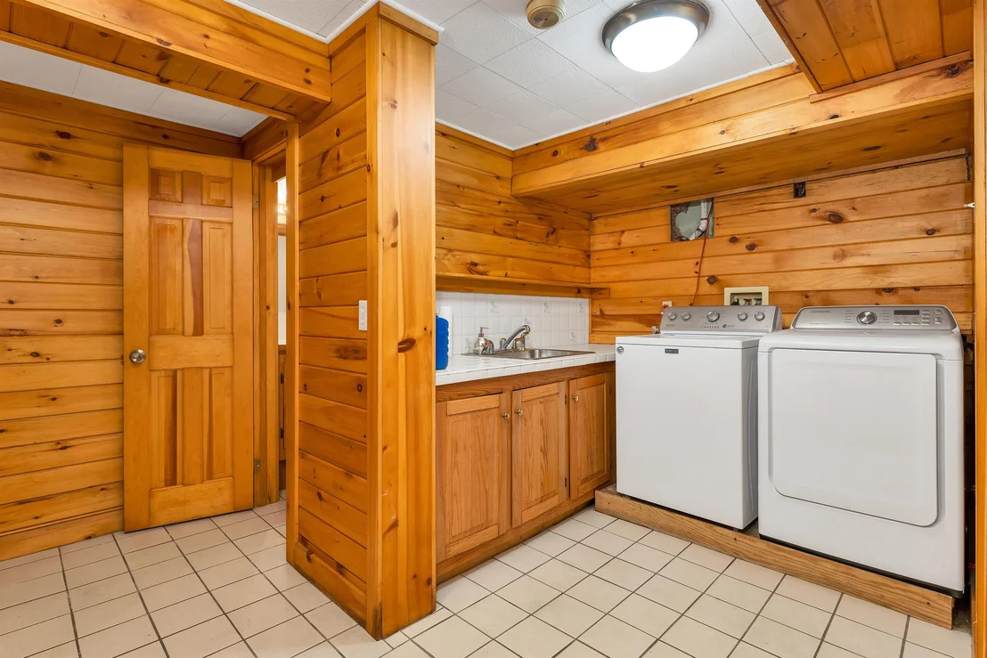 Photo of 35 Valley