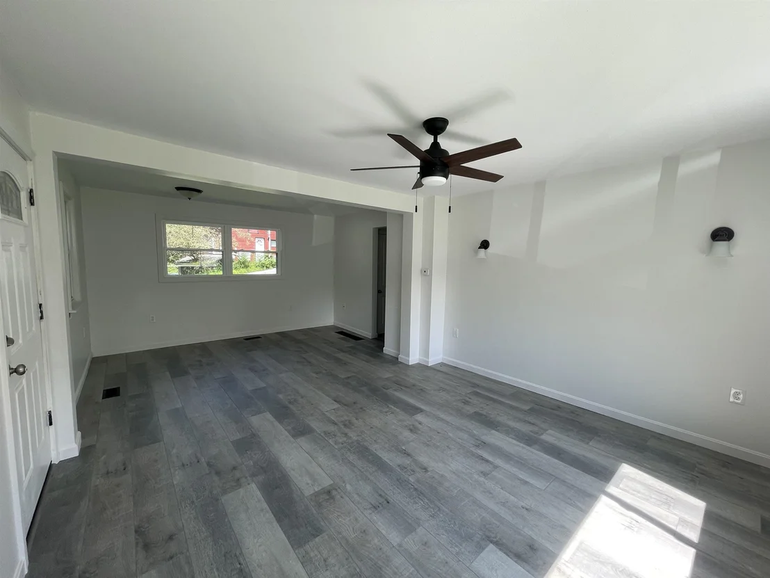 Photo of 32 Pleasant