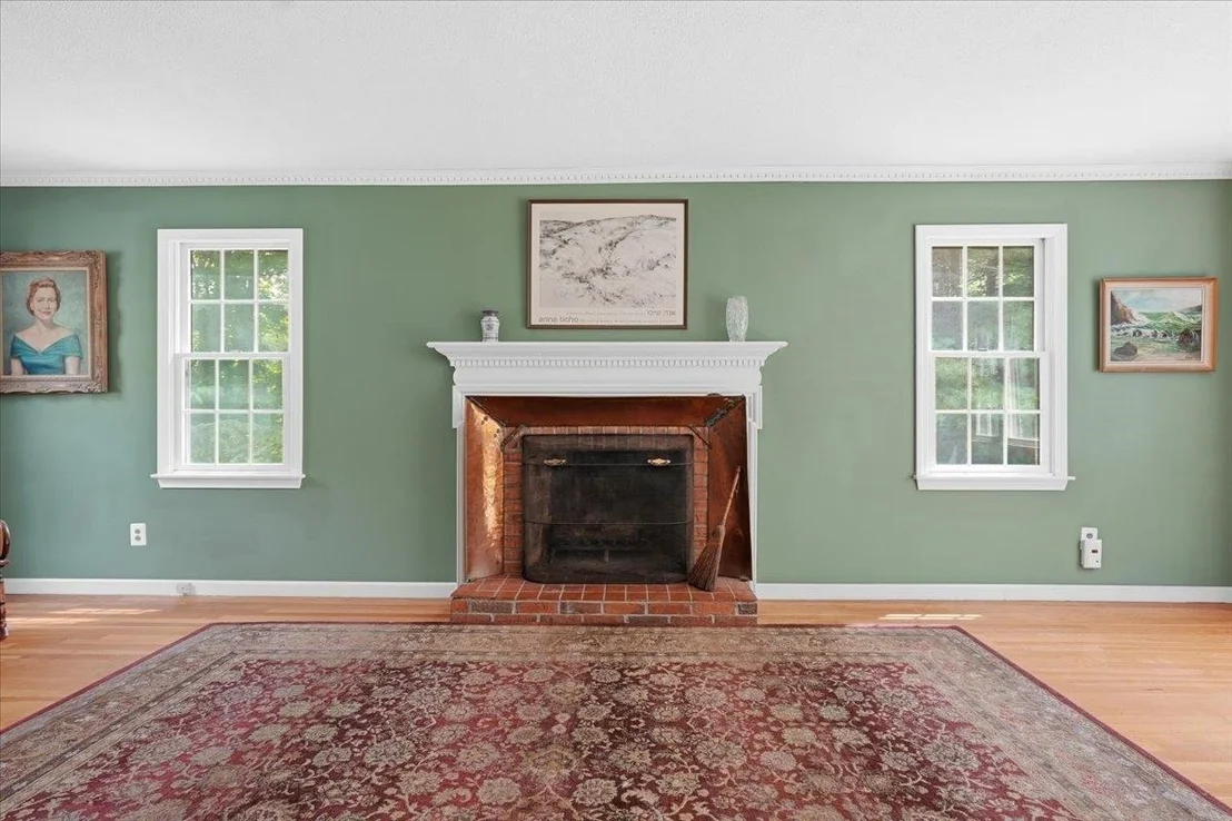 Photo of 490 Juniper
