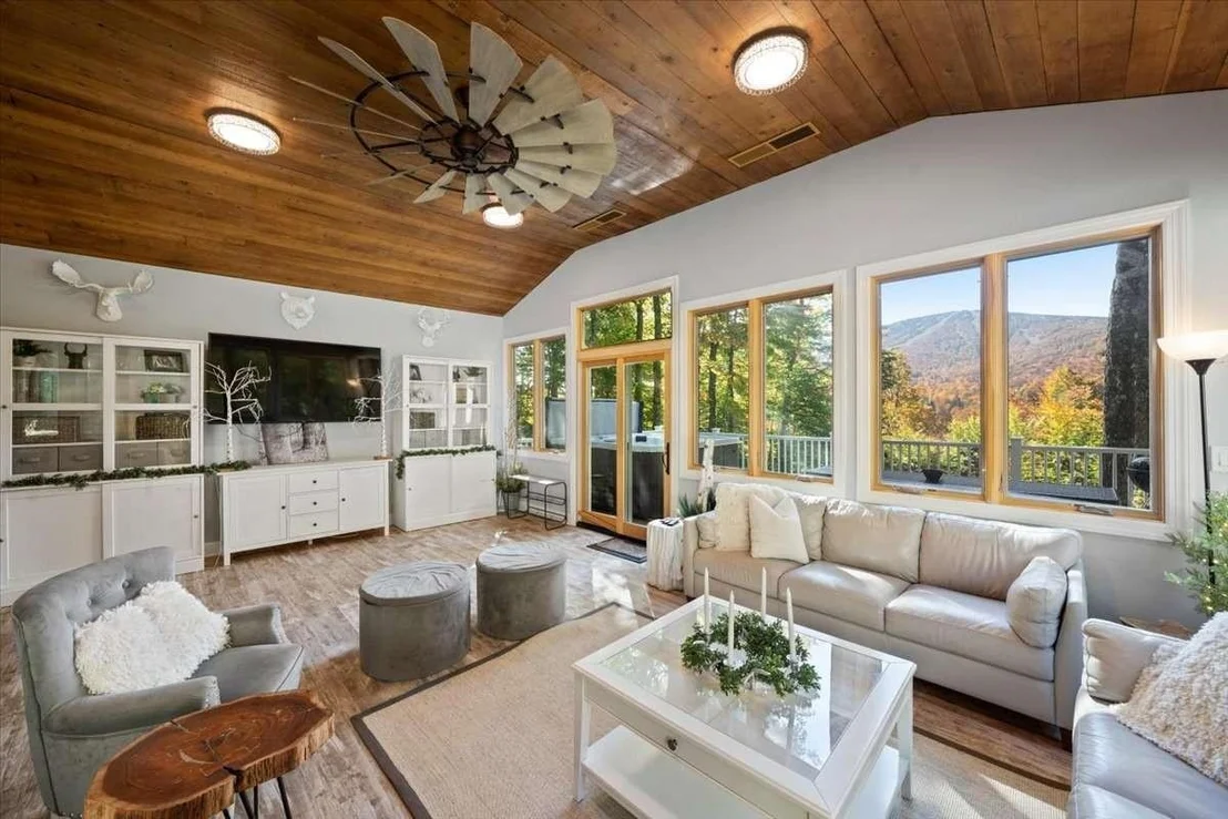Photo of 34 Mountain View