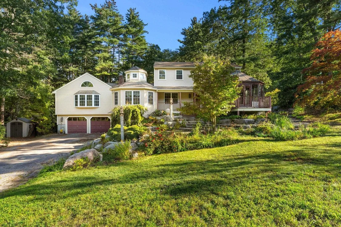 Photo of 34 Sharon