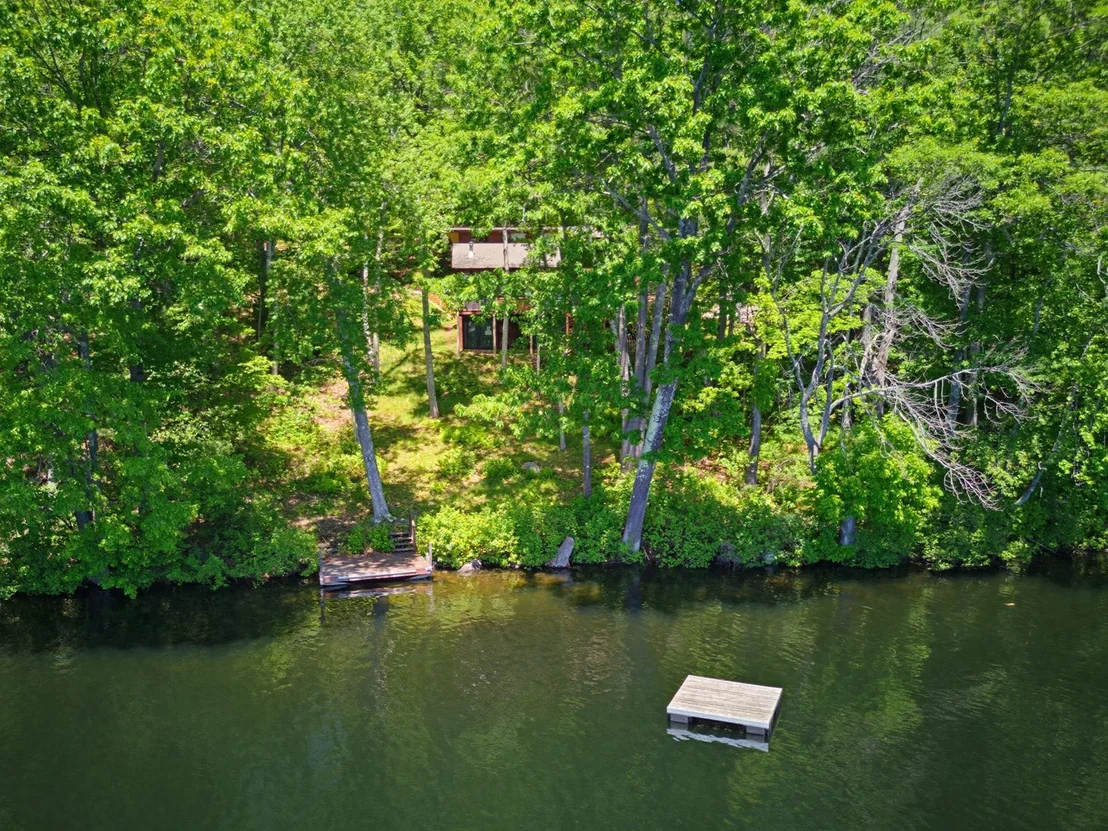 Photo of 18 Treehouse