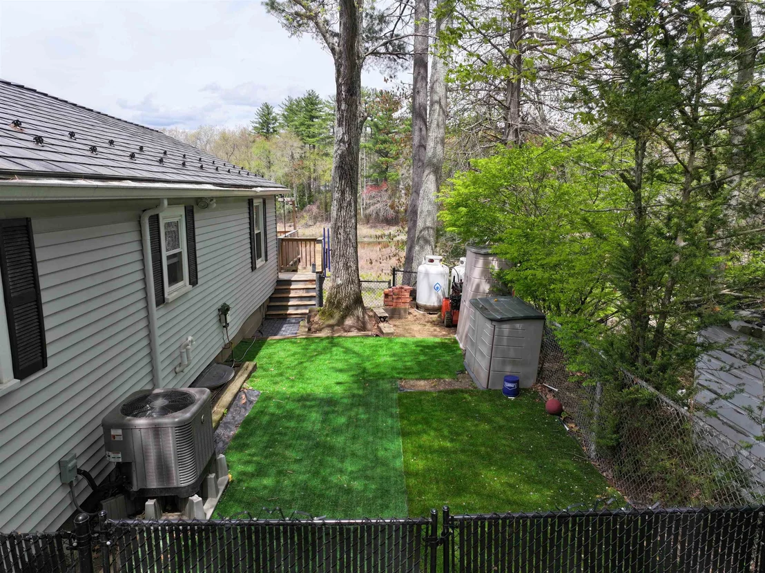 Photo of 9 Riverside