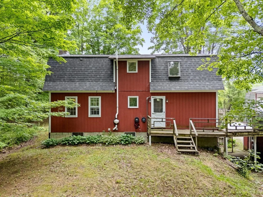 Photo of 1128 Hardscrabble