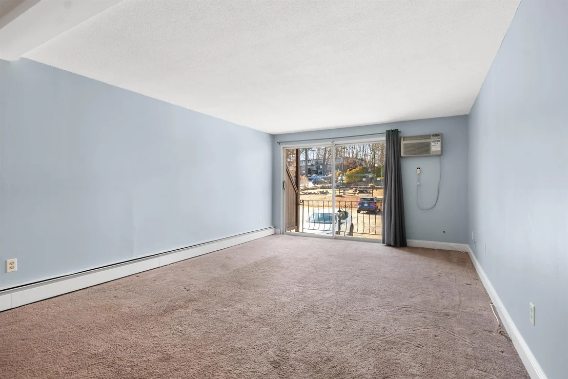 Photo of Unit 13 at 2 Silvestri