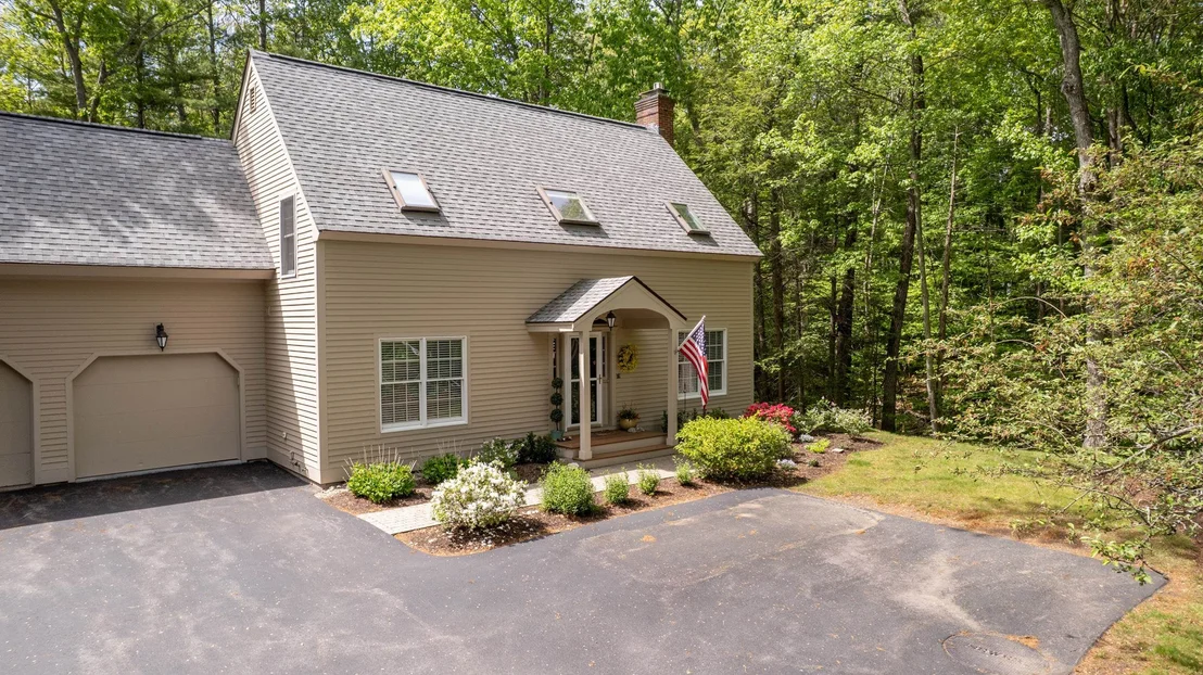 Photo of 59 Stratham Green