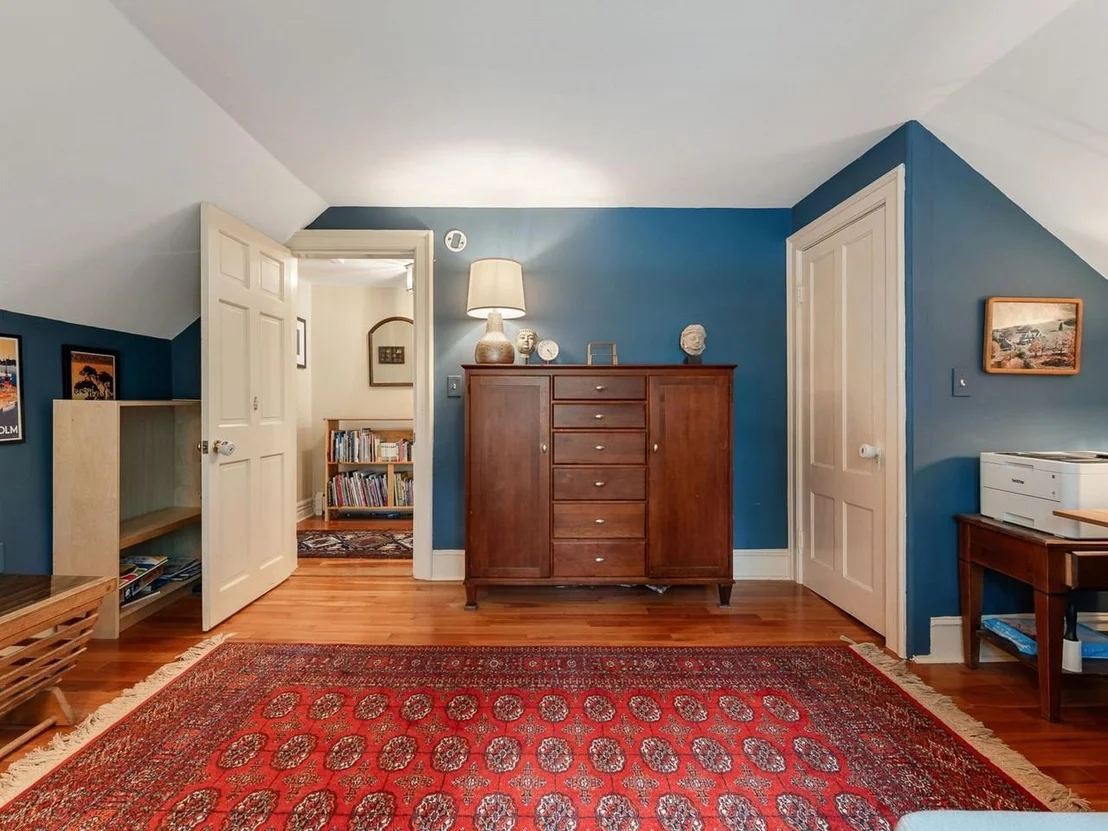 Photo of 280 Main