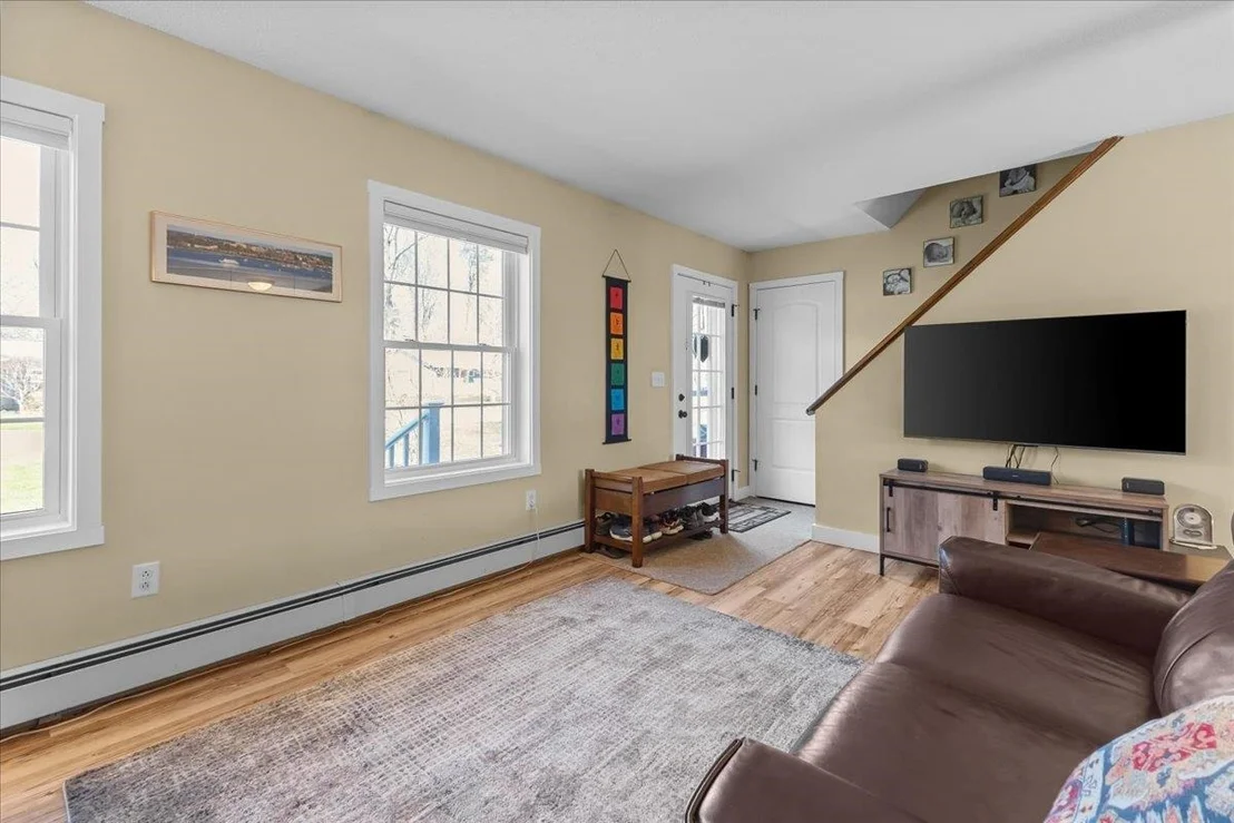 Photo of 191 Bayview