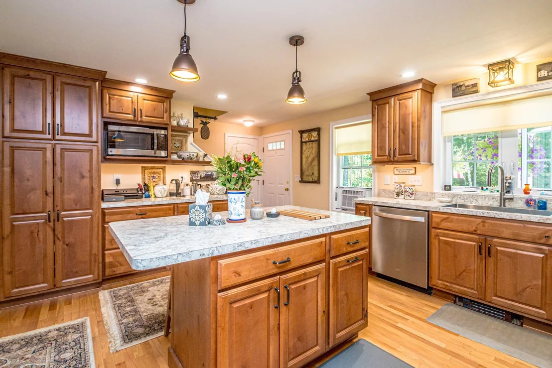 Photo of 86 Brookstone