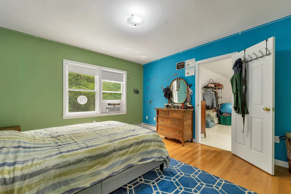 Photo of 11 Longview
