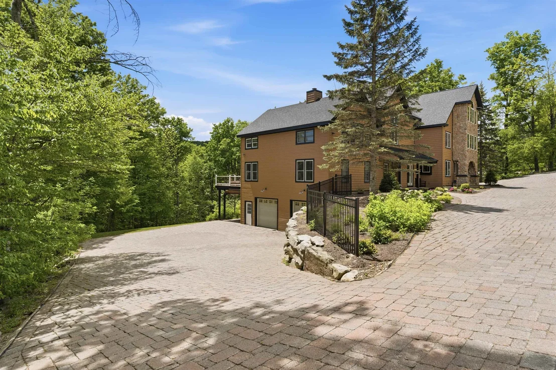 Photo of 27 Mountain View
