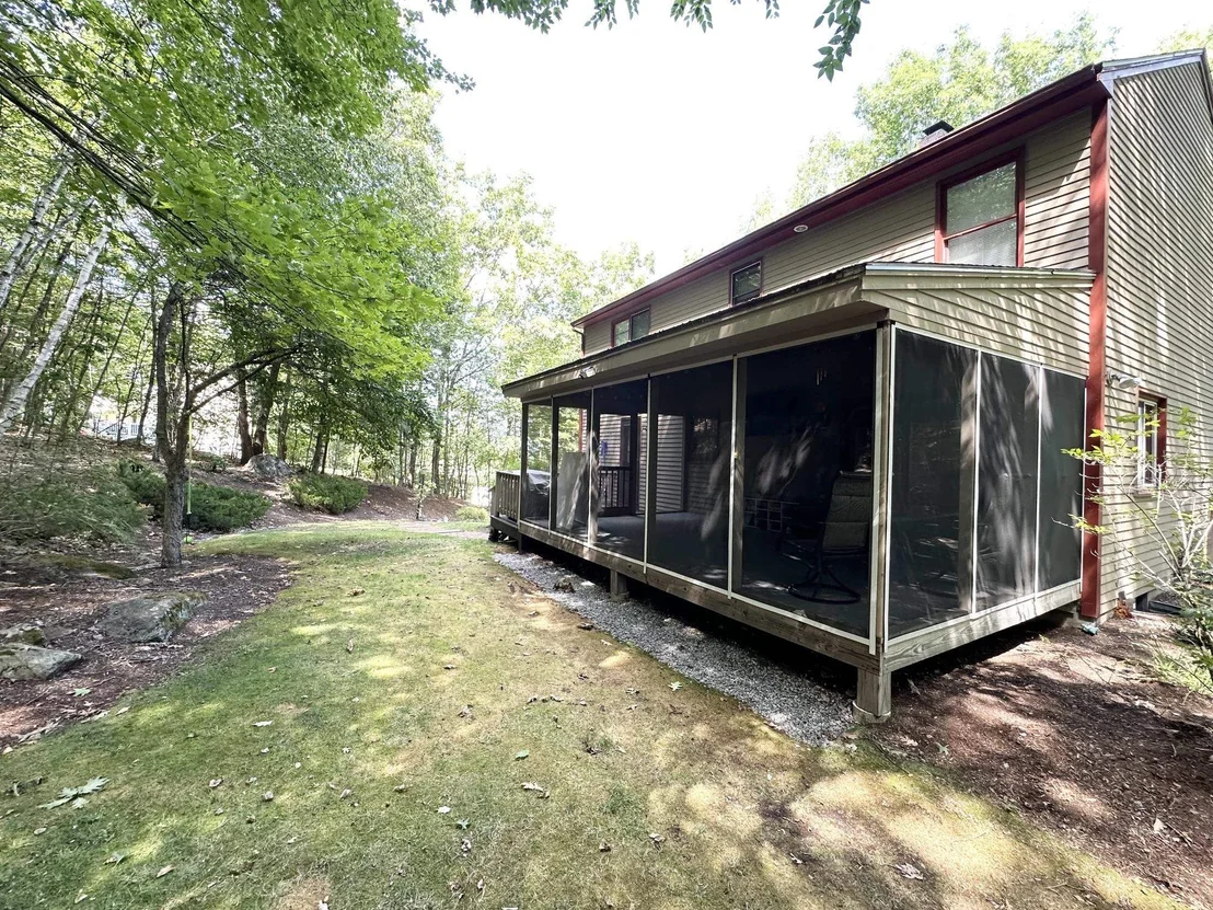Photo of 533 Black Brook