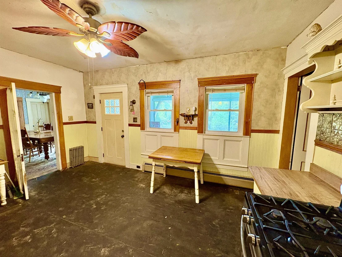Photo of 1445 Maillett