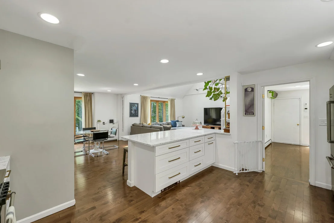 Photo of 8 West Gate