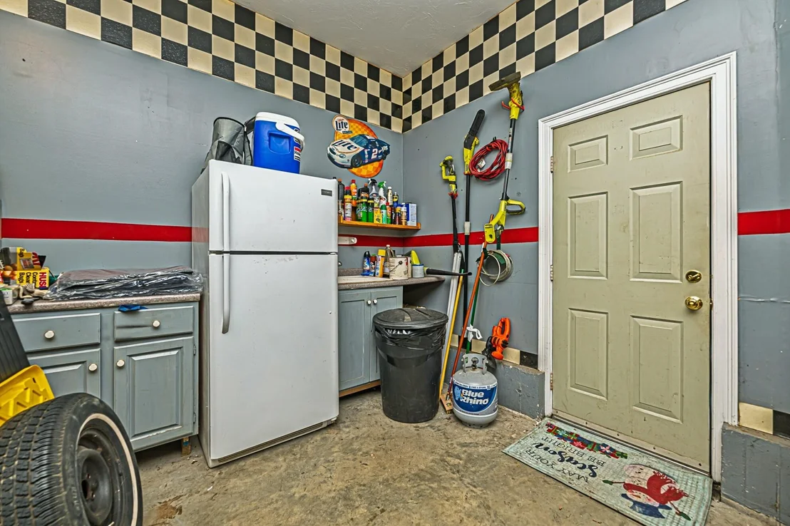 Photo of 72 Tenney