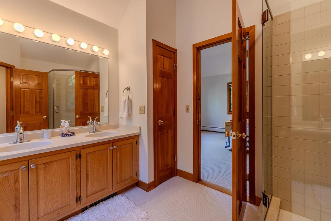 Photo of 80 Bear Ridge