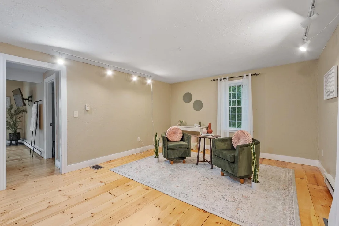Photo of 1488 Hatfield