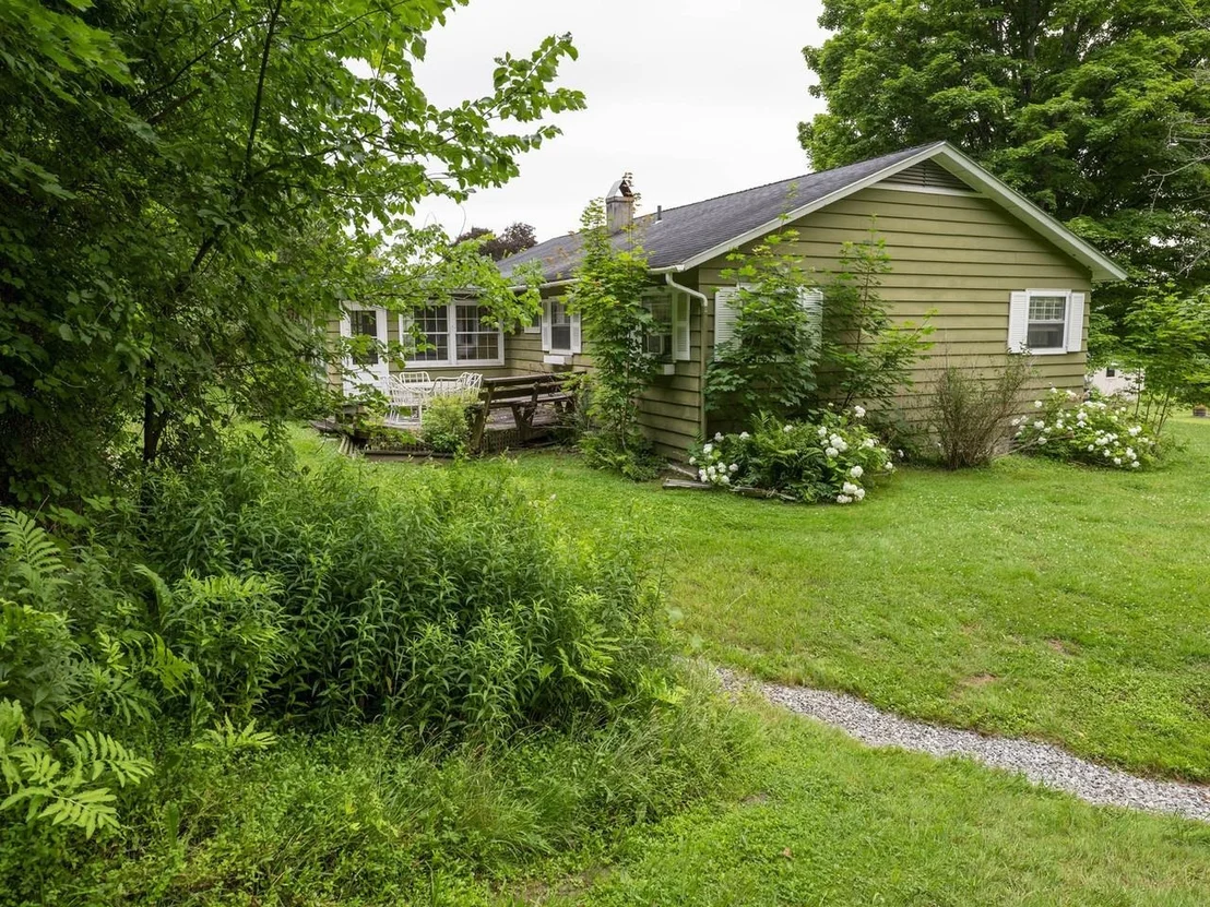 Photo of 5 Longmeadow