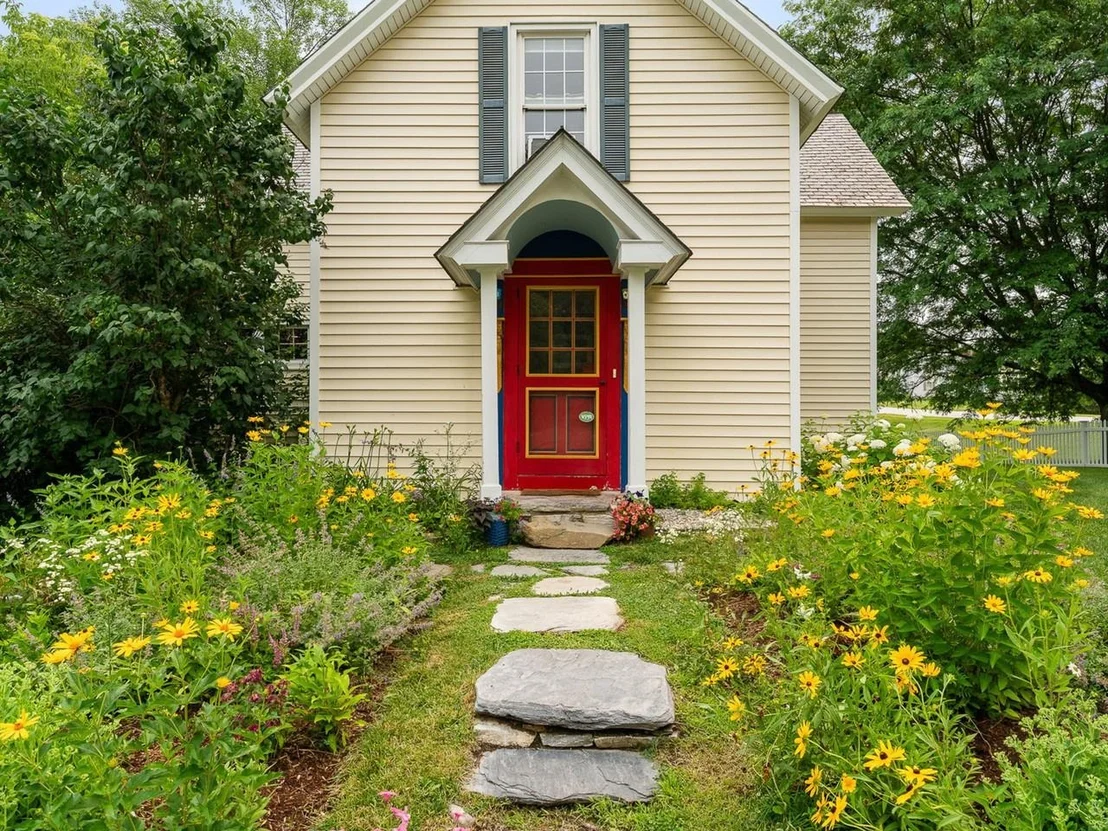 Photo of 280 Main